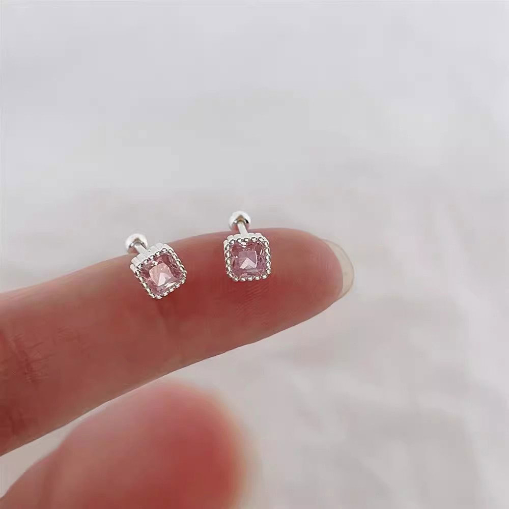 Серьги-гвоздики из серебра 925 – обзор и цена Beading Needle Fine